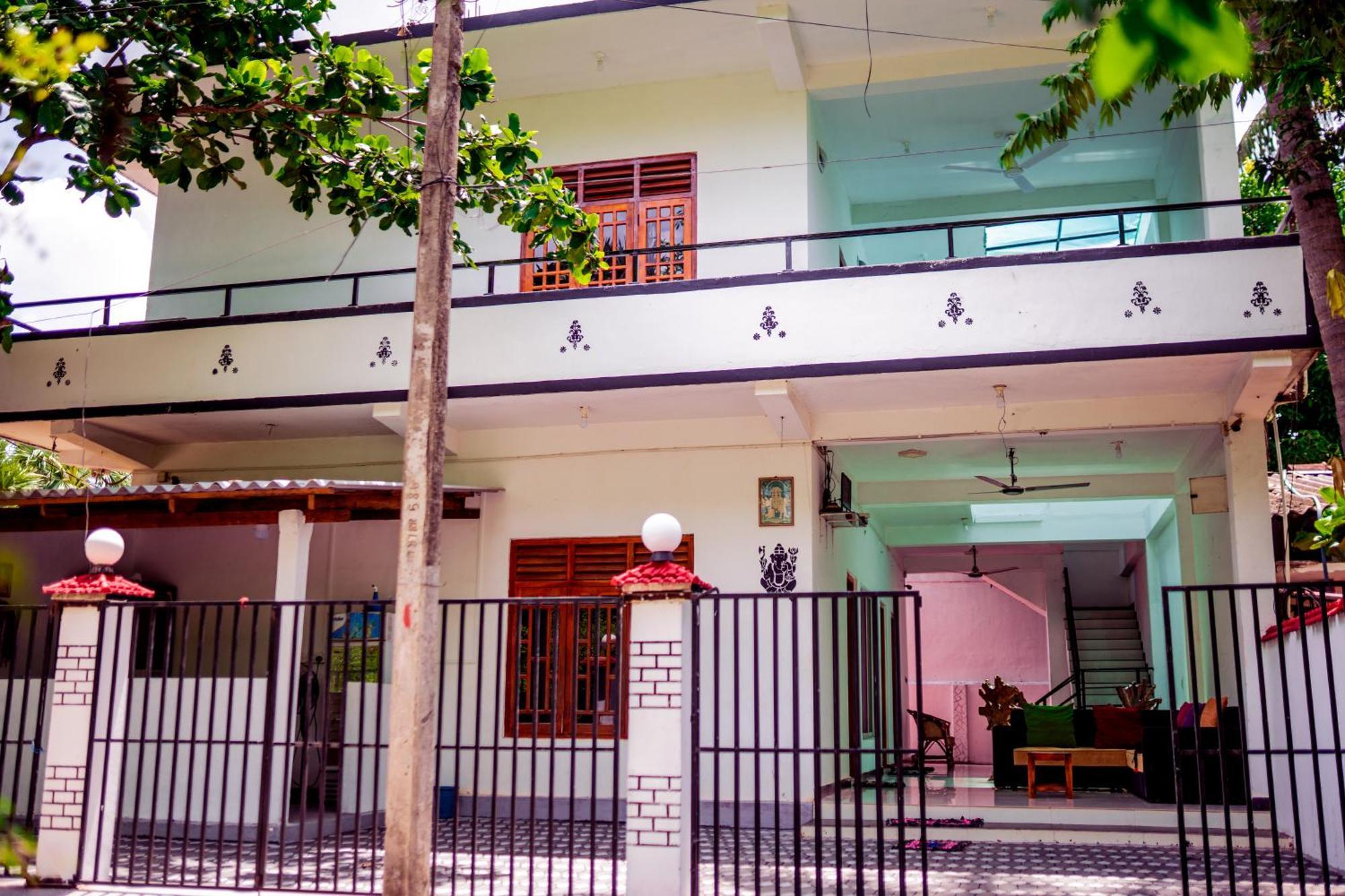 Hilton Cottage Тринкомале Екстериор снимка