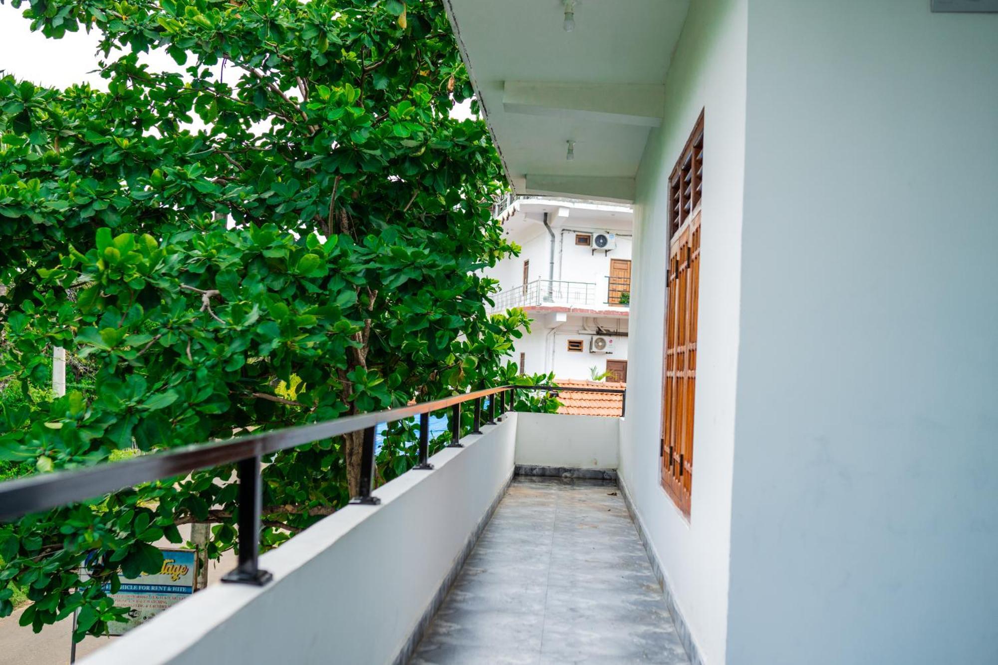 Hilton Cottage Тринкомале Стая снимка